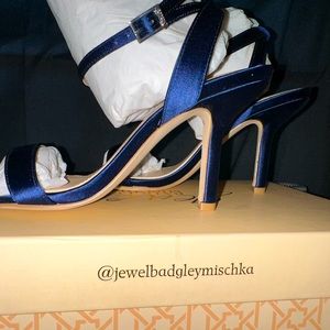Jewel Badgley Mischka Ojai heels